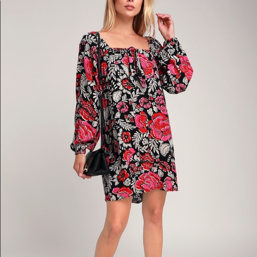 *Billabong long sleeve shift dress